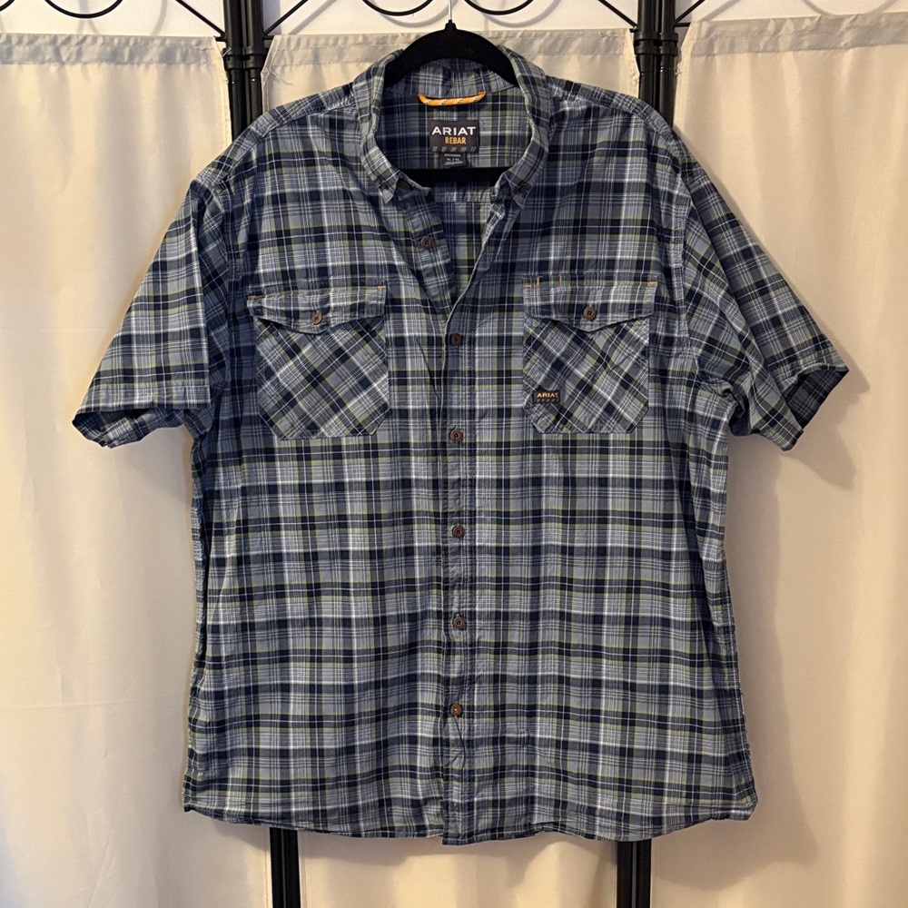 Ariat Men's Casual Navy Checkered Shirt